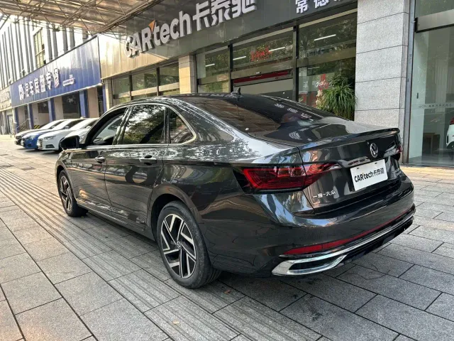 Volkswagen Sagitar — Фото автомобиля 11