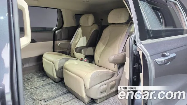 Kia Canival Carnival 4 поколение Дизель 7 мест Signature — Фото автомобиля 11