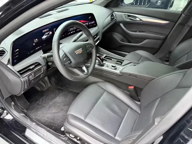 Cadillac CT5 — Фото автомобиля 5