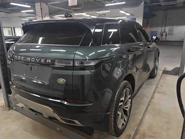 Land Rover Range Rover Evoque — Фото автомобиля 3