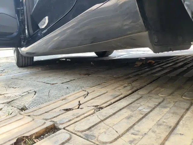 Tesla Model 3 — Фото автомобиля 21
