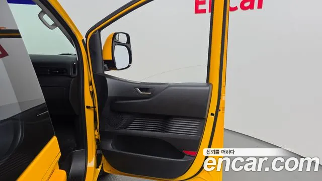 Hyundai Staria — Фото автомобиля 25