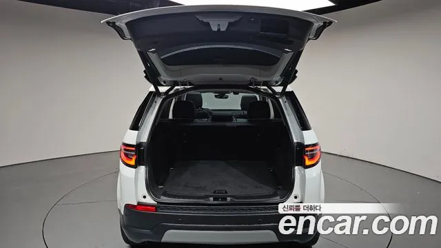 Land Rover Discovery Sport Generation 2 — Фото автомобиля 20
