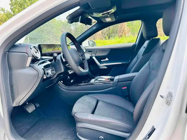 Mercedes-Benz A-Class — Фото автомобиля 11