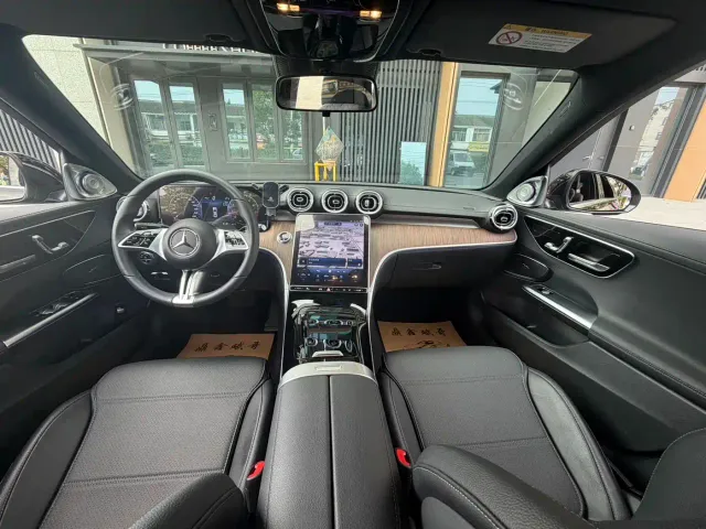Mercedes-Benz C-Class — Фото автомобиля 7