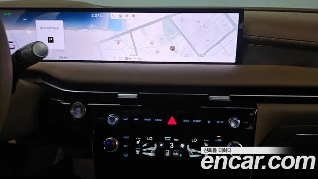 Genesis G80 Бензин 2.5 турбо AWD — Фото автомобиля 2