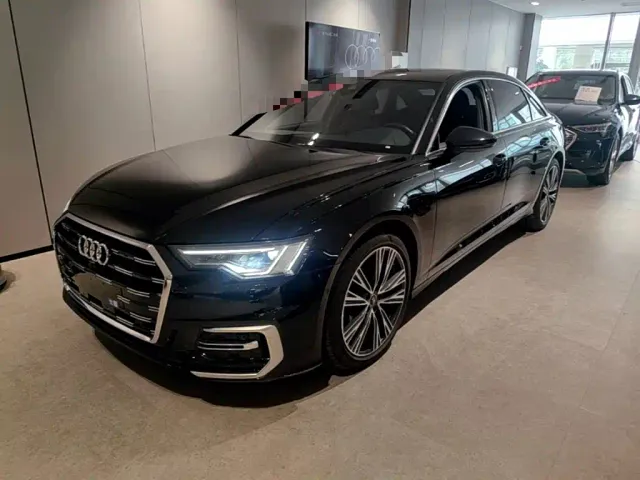 Фотография автомобиля — Audi A6L