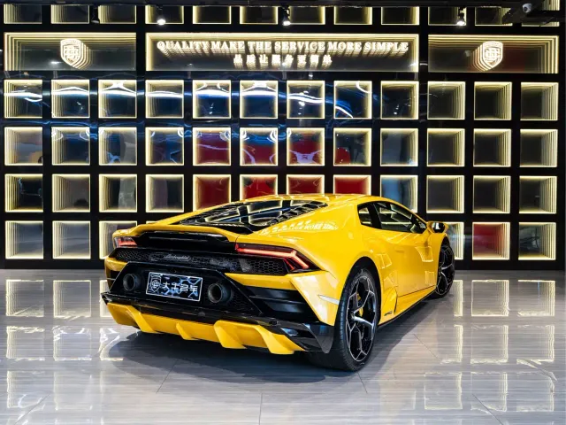 Lamborghini Huracan — Фото автомобиля 6