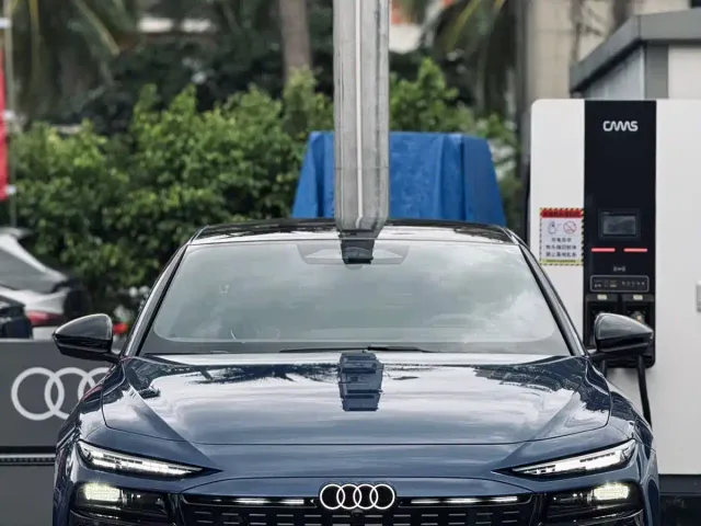 Audi A6L e-tron — Фото автомобиля 2