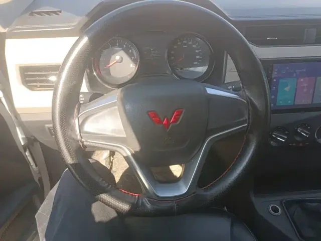 Wuling Zhengcheng — Фото автомобиля 10
