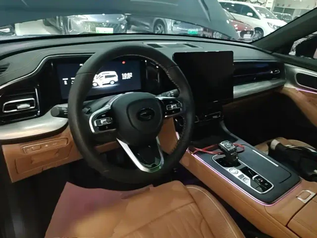GAC Trumpchi GS8 — Фото автомобиля 9