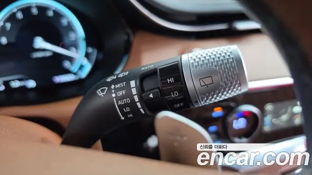 Genesis GV70 — Фото автомобиля 30