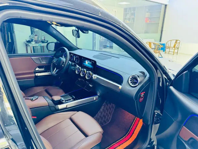 Mercedes-Benz GLB-Class — Фото автомобиля 9