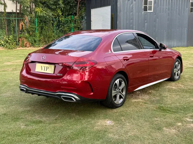 Mercedes-Benz C-Class — Фото автомобиля 4