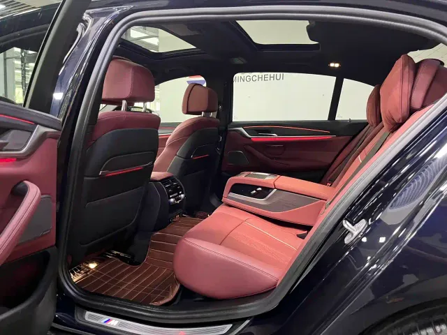 BMW 5 Series — Фото автомобиля 6