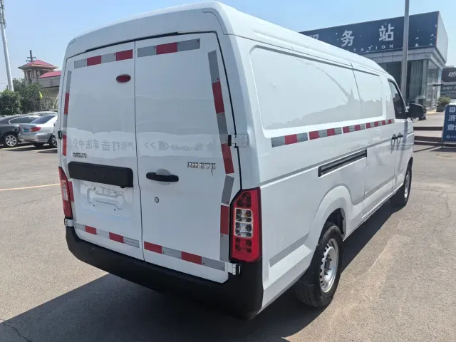 Karry Jiangtun E7 — Фото автомобиля 5