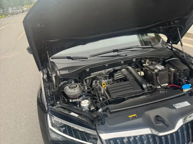 Skoda Superb — Фото автомобиля 17