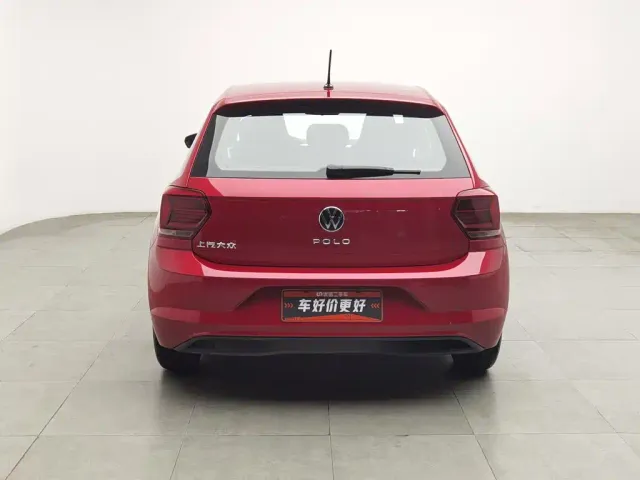 Volkswagen Polo — Фото автомобиля 4