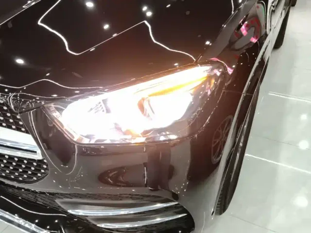 Mercedes-Benz GLE-Class — Фото автомобиля 23