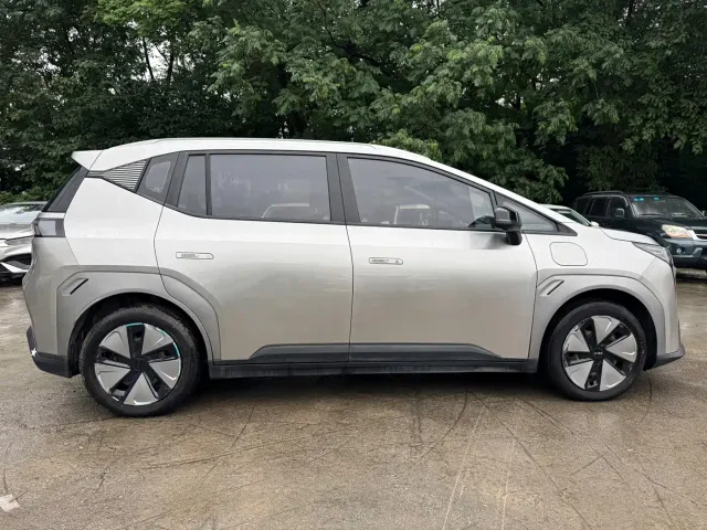 GAC Aion Y — Фото автомобиля 3
