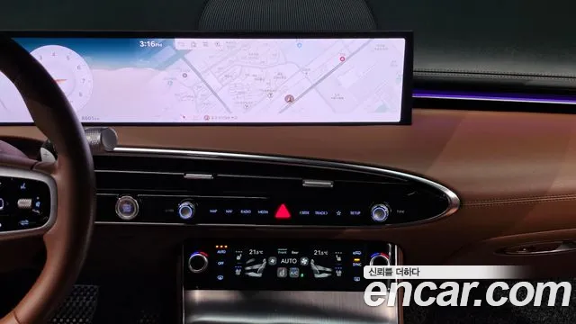 Genesis GV70 — Фото автомобиля 21