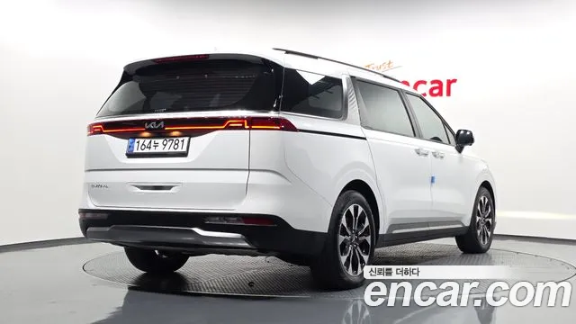 Kia Carnival 4th Gen — Фото автомобиля 2