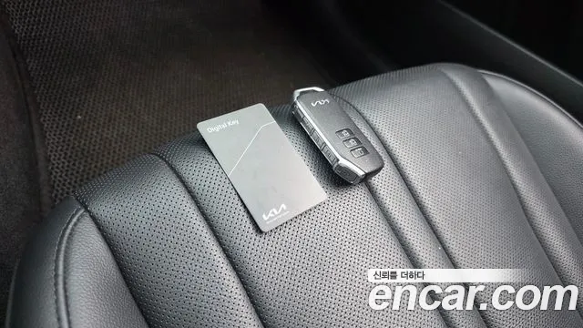 Kia K8 2.5 Бензин 2WD — Фото автомобиля 17