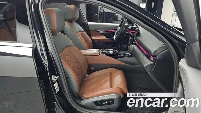 BMW i5 G60 — Фото автомобиля 16