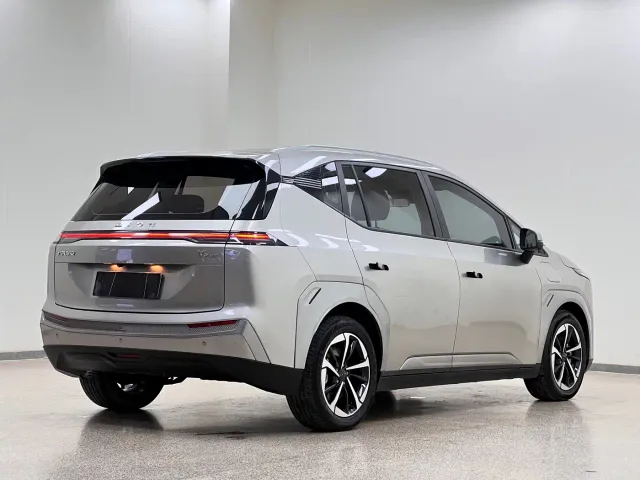 GAC Aion Y — Фото автомобиля 5