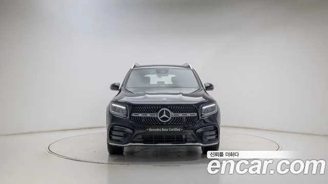 Mercedes-Benz GLB-Class — Фото автомобиля 3