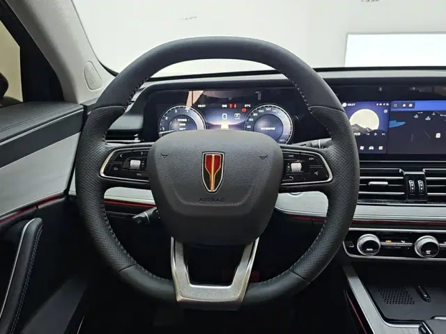Hongqi HS5 — Фото автомобиля 15