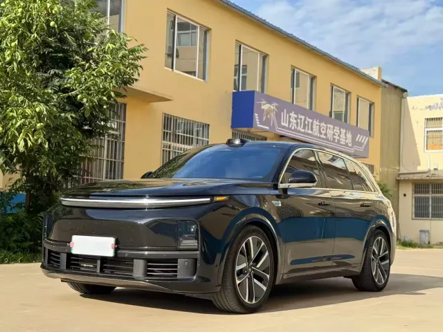 Li Auto L7 — Фото автомобиля 3