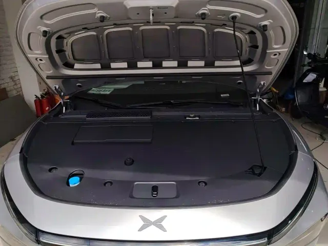 Xpeng P7+ — Фото автомобиля 19