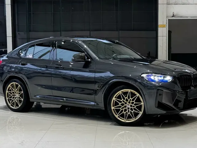 BMW X4 M — Фото автомобиля 2