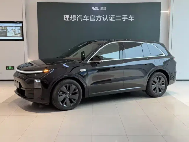 Фотография автомобиля — Li Auto L6