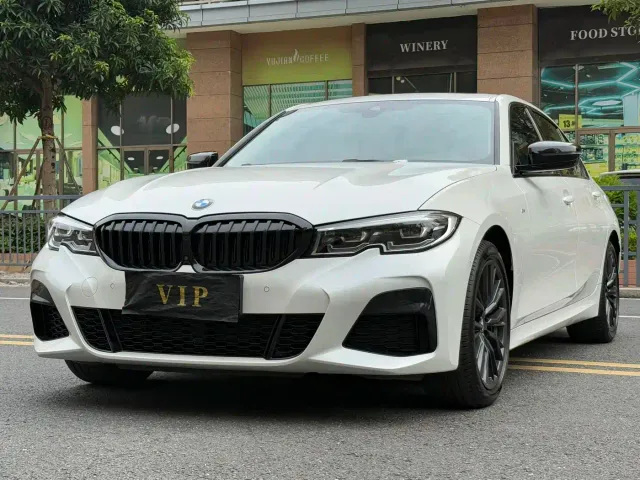 Фотография автомобиля — BMW 3 Series