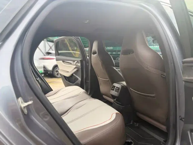 BYD Qin PLUS — Фото автомобиля 6