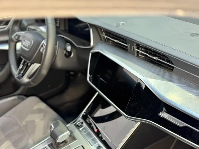 Audi A6L — Фото автомобиля 9