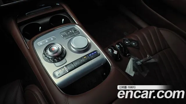 Genesis G90 RS4 — Фото автомобиля 12