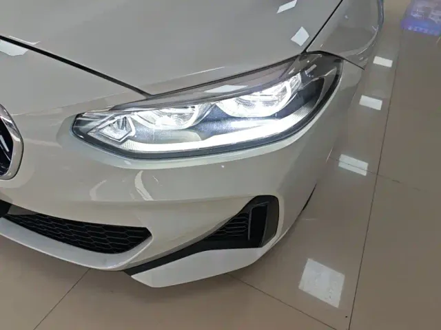 BMW 1 Series — Фото автомобиля 23