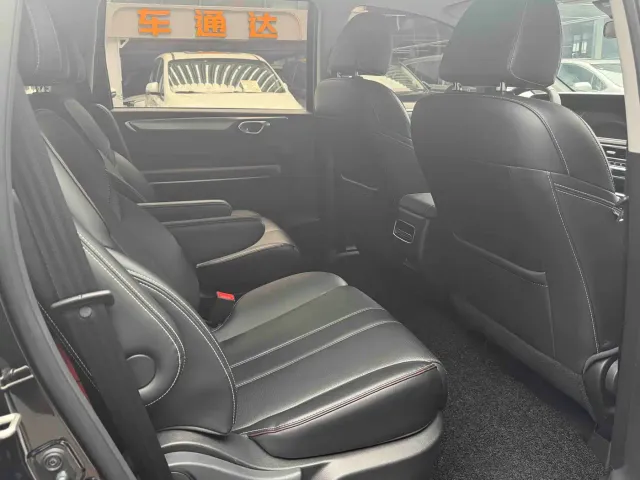 GAC Trumpchi M6 — Фото автомобиля 18