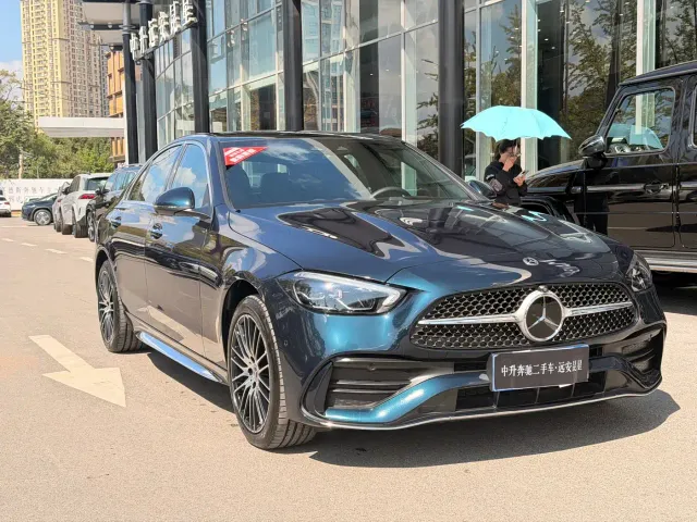 Mercedes-Benz C-Class — Фото автомобиля 3