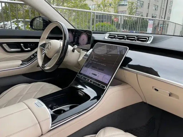 Mercedes-Benz Maybach S-Class — Фото автомобиля 22