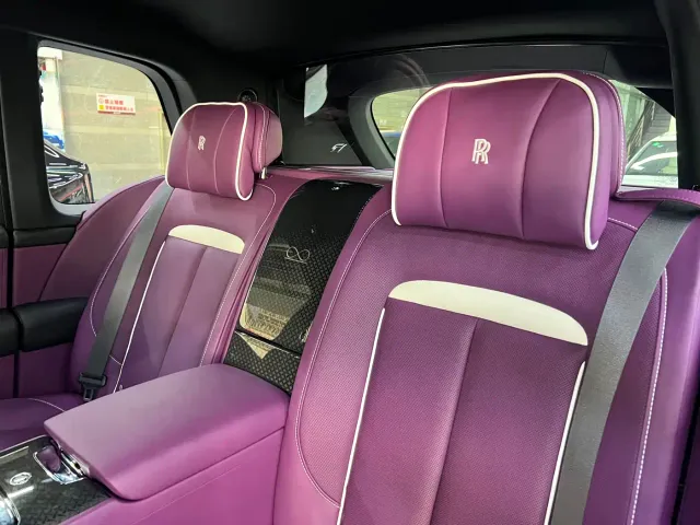 Rolls-Royce Cullinan — Фото автомобиля 20