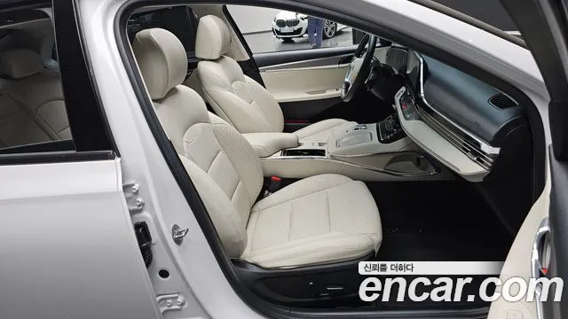 Hyundai Grandeur Grandeur (New) — Фото автомобиля 10