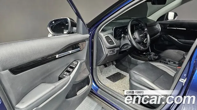 Kia Seltos — Фото автомобиля 10