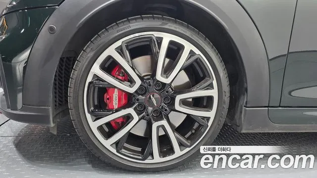 Mini Cooper — Фото автомобиля 4