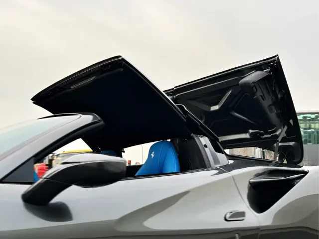 Ferrari F8 — Фото автомобиля 8