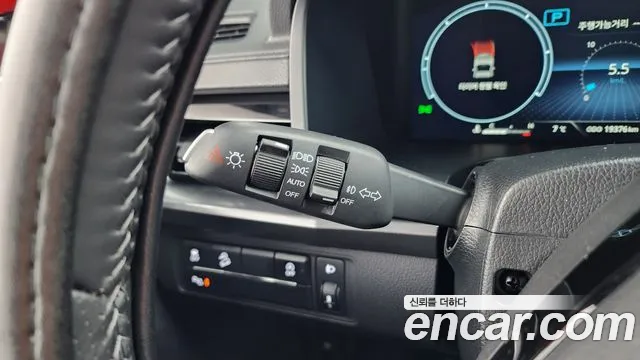 KG_Mobility_Ssangyong Rexton Новый Rexton Sport Дизель 2.2 4WD — Фото автомобиля 18