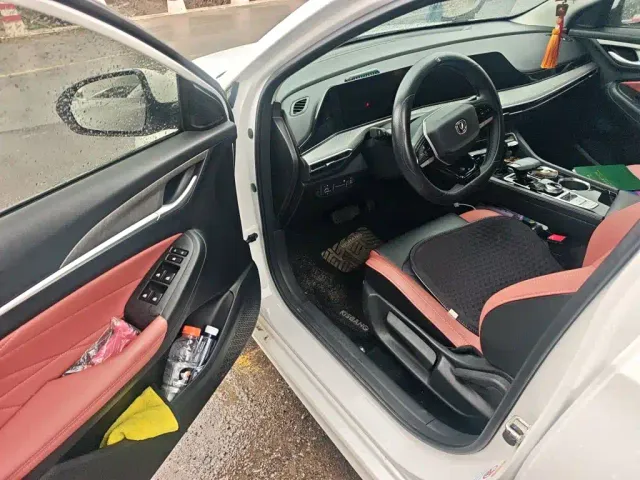 Changan Eado — Фото автомобиля 17